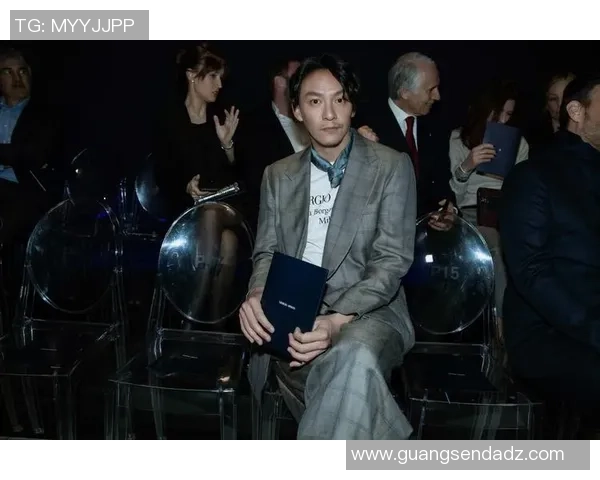 其姆奇与米兰阿玛尼的巅峰对决时尚与艺术的完美交融