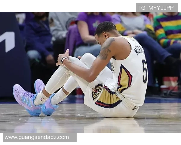 勇士与鹈鹕激战正酣NBA赛场精彩瞬间回顾与分析